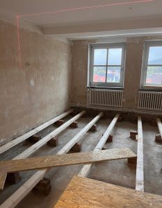 🛠️ Raum für Ideen: Unser Dachboden wird neu gestaltet